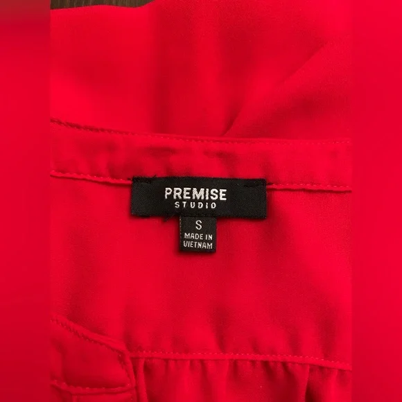Premise Bold Scarlet Women's Blouse - Picture 6 of 7